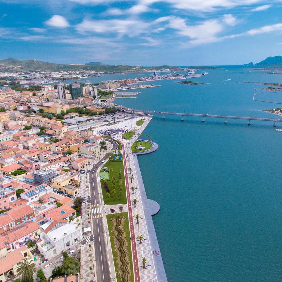 Holiday Olbia Appartamento a due passi dal lungomare e centro città Exterior foto